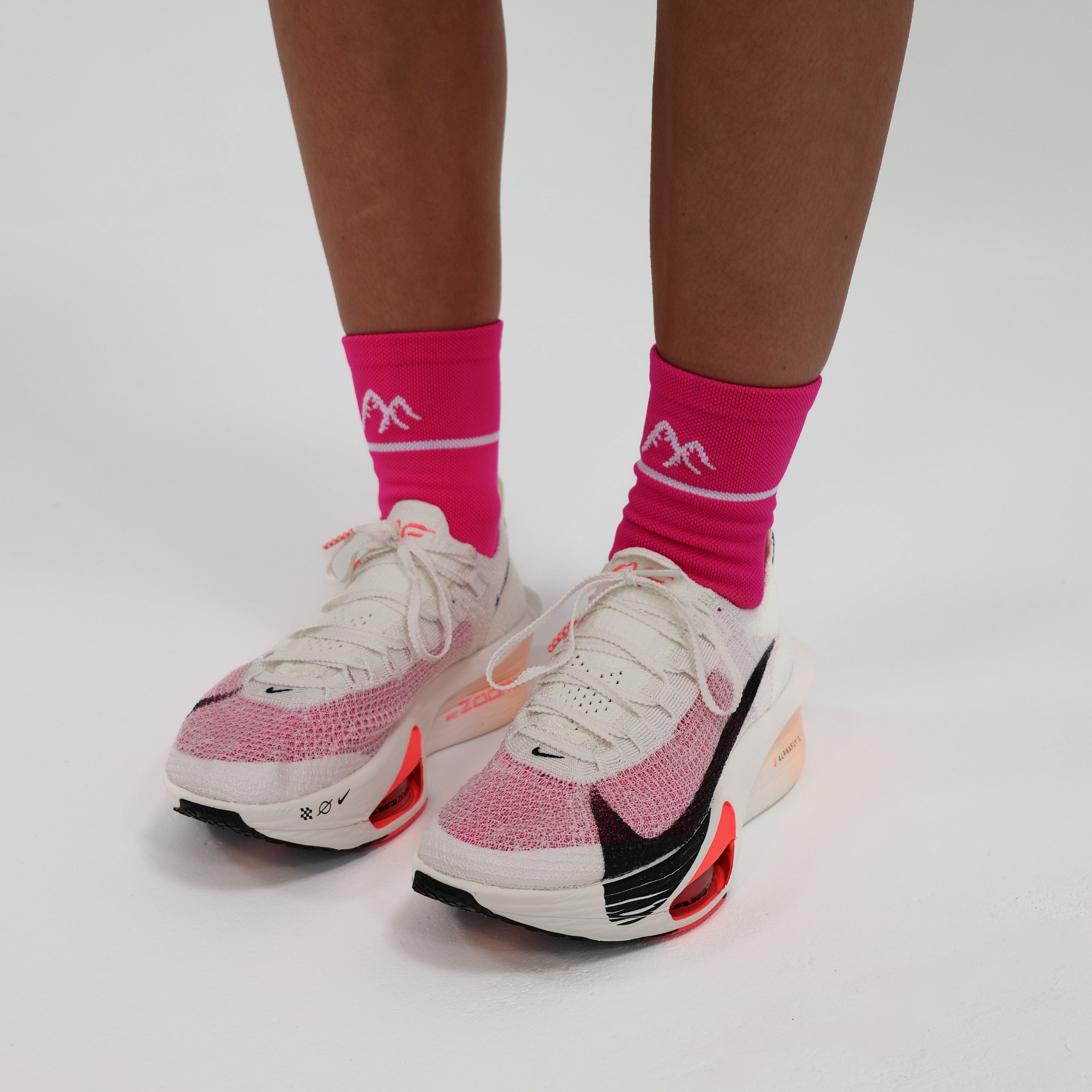 Neon pinke technische Laufsocke