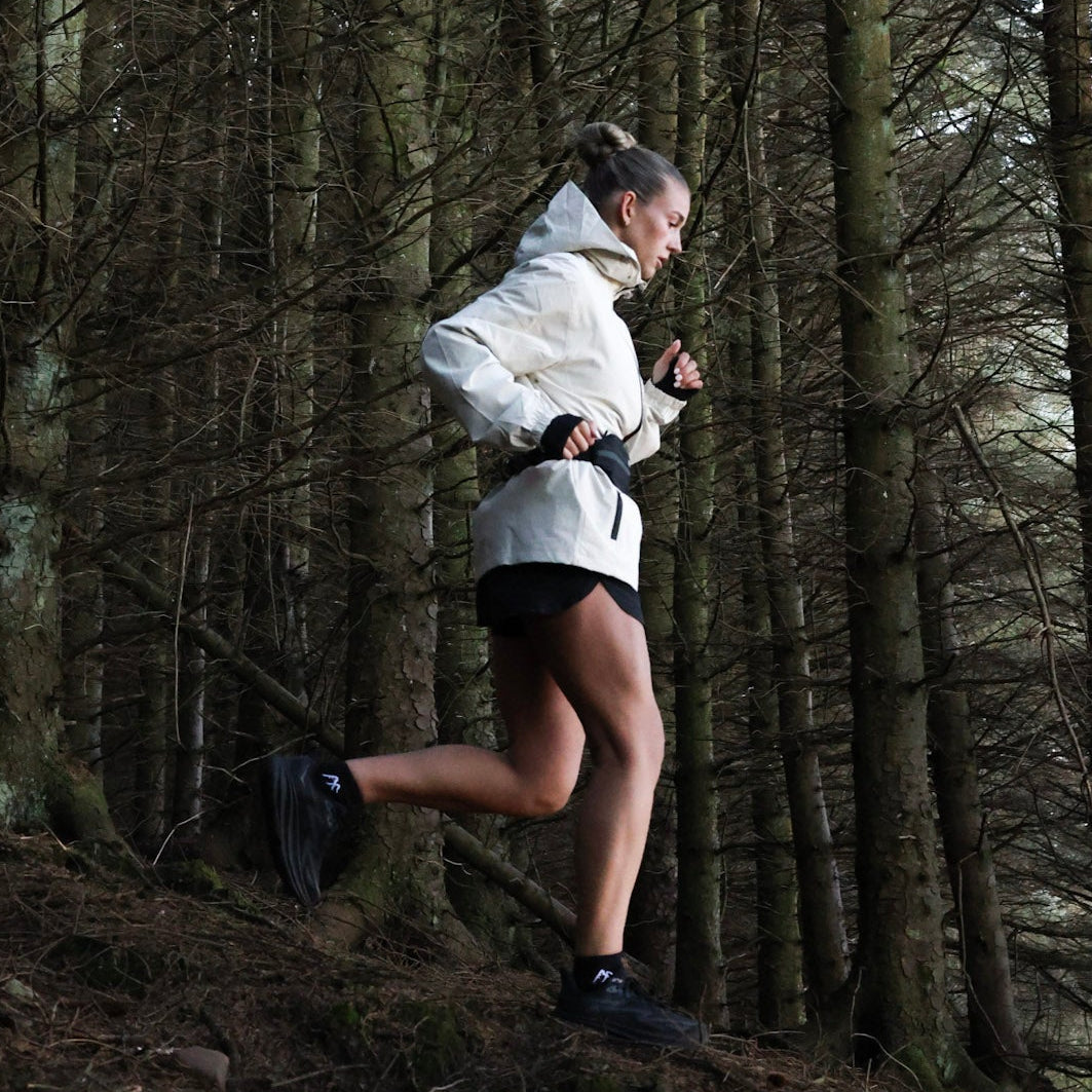 Black Short Crew Running Socks | Technical Blend